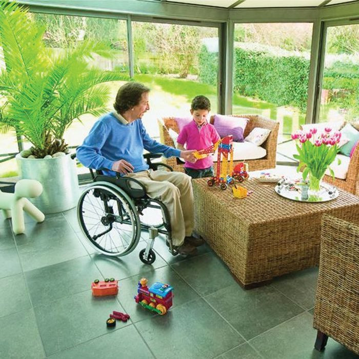 Invacare Xlt Swing Manual Wheel Chair