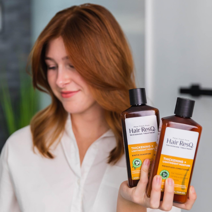 Petal Fresh Pure Hair Resq Shampoo, Deep Hydration and Softness for Dry, Damaged Hair, 355ml