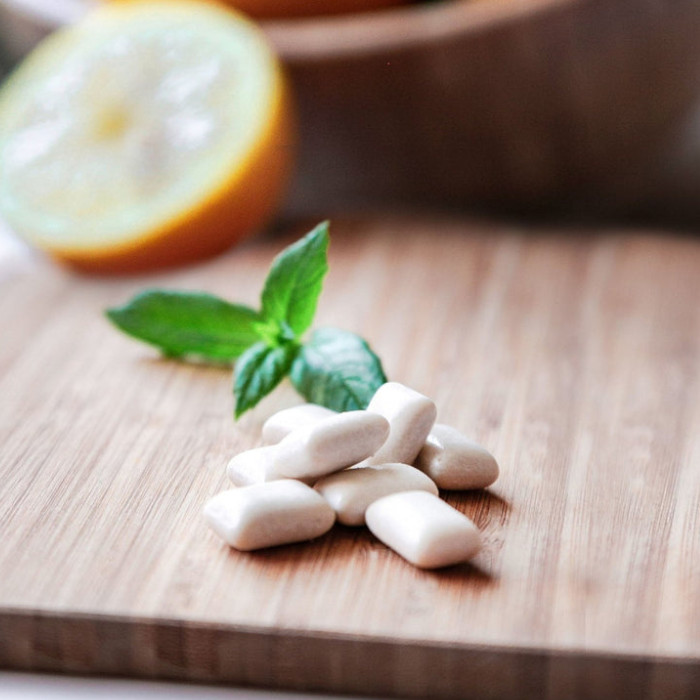 The Humble Co Natural Chewing Gum-Fresh Mint 19g 30's