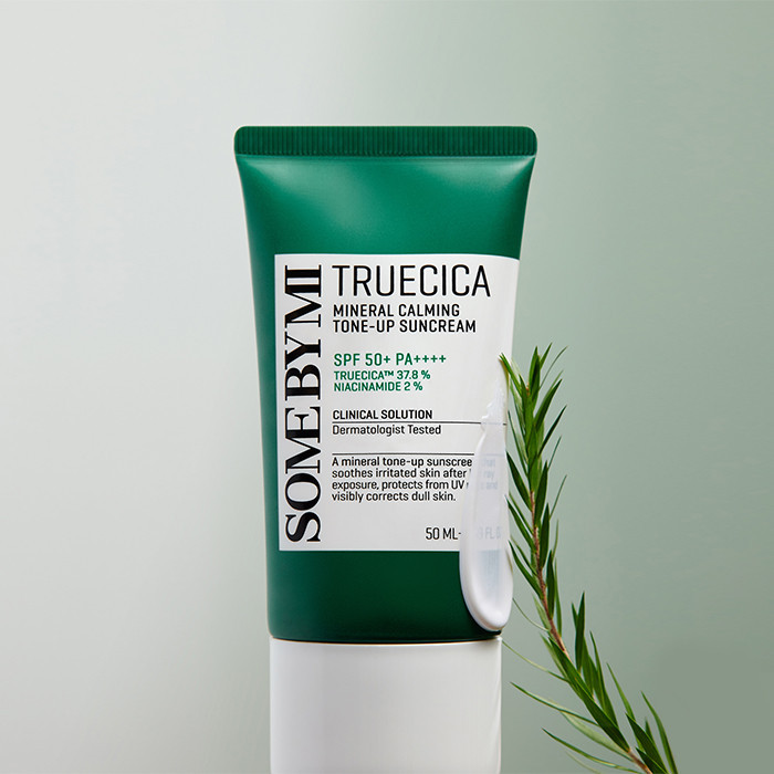 Some By Mi Truecica Mineral Calming Tone-Up Suncream (SPF50+) 50ml