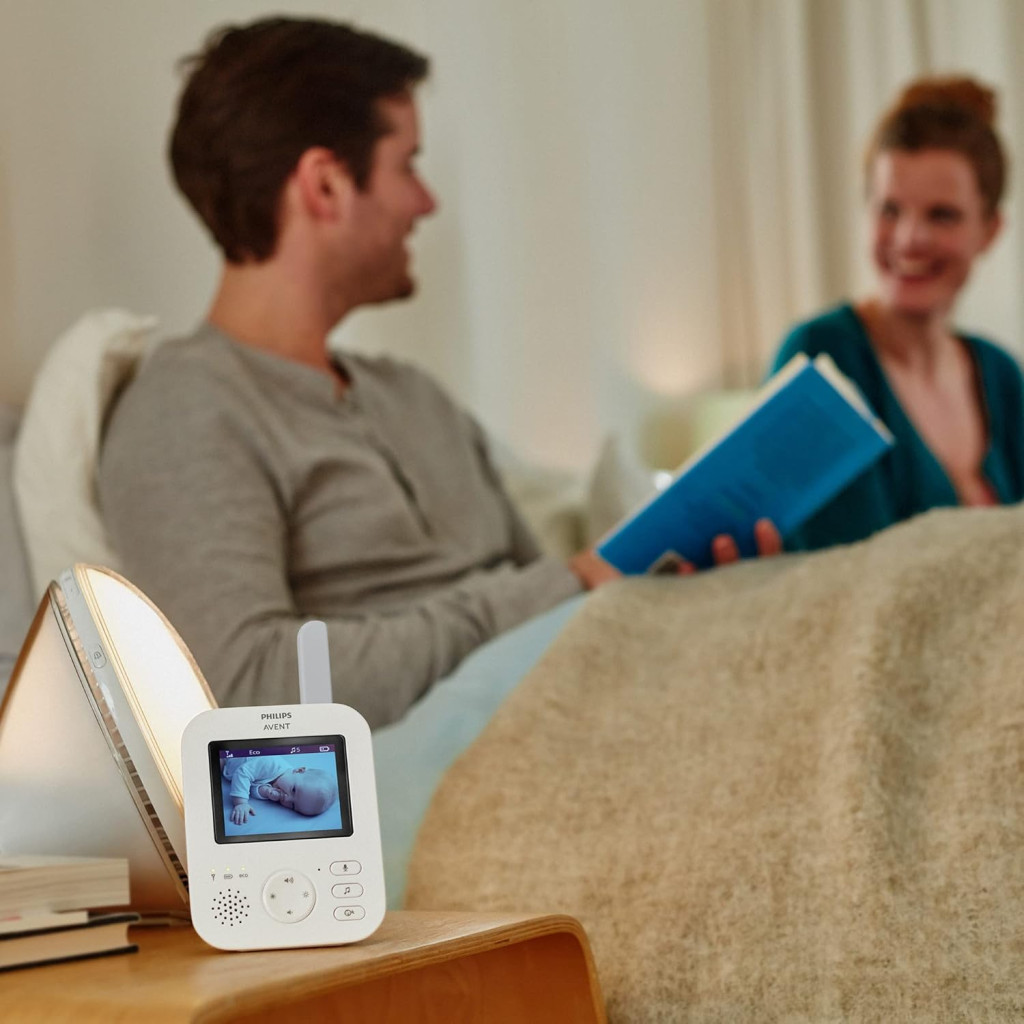 Philips Avent Digital Video Baby Monitor SCD833 PA615