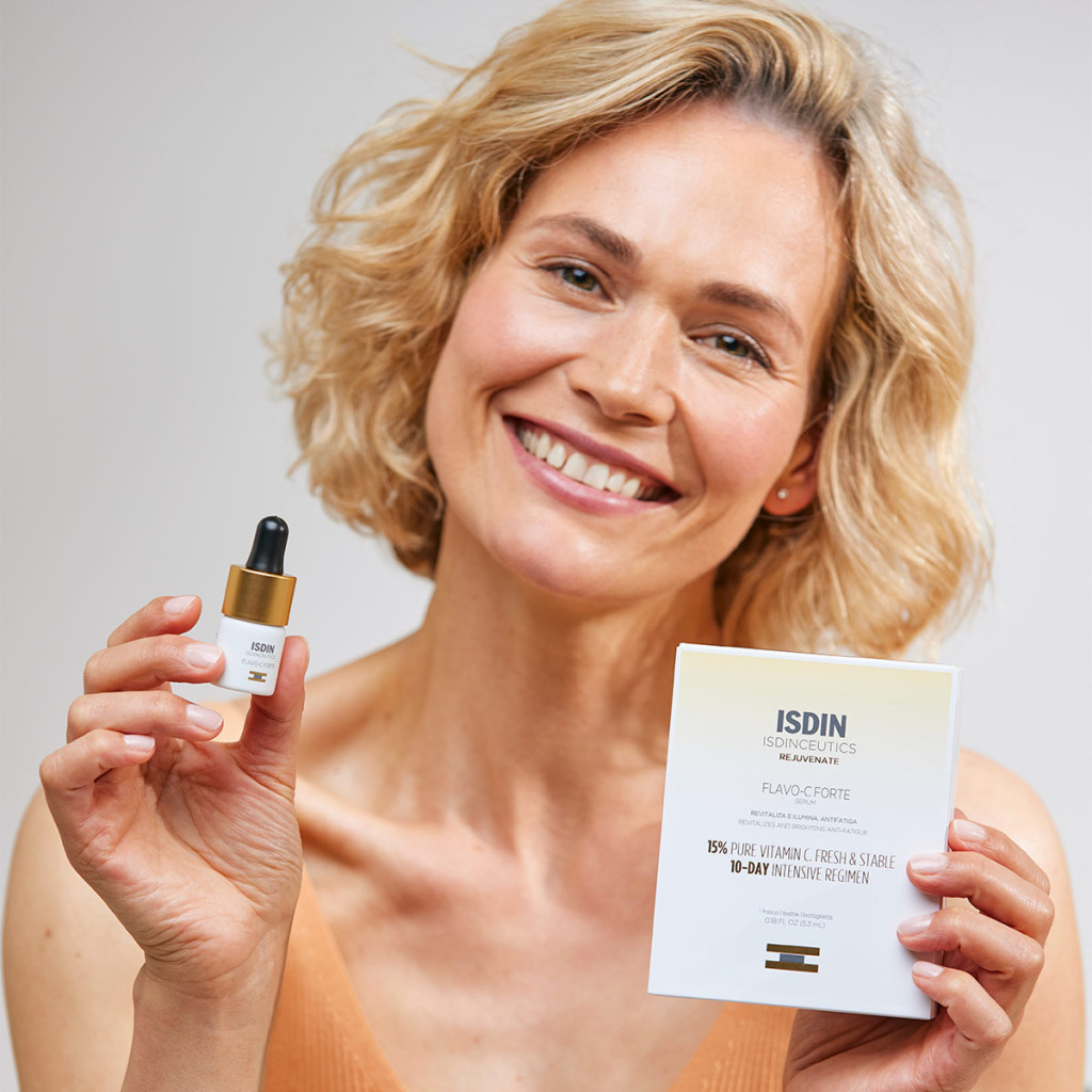 Isdin Isdinceutics Flavo-C Forte Serum 5.3ml 1+1 Free Promo