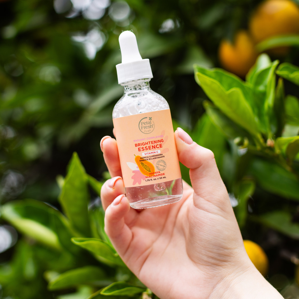 Petal Fresh Pure Radiant Complexion Essence 53ml