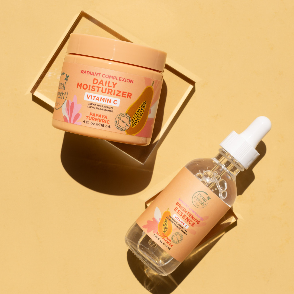 Petal Fresh Pure Radiant Complexion Moisturizer 118ml