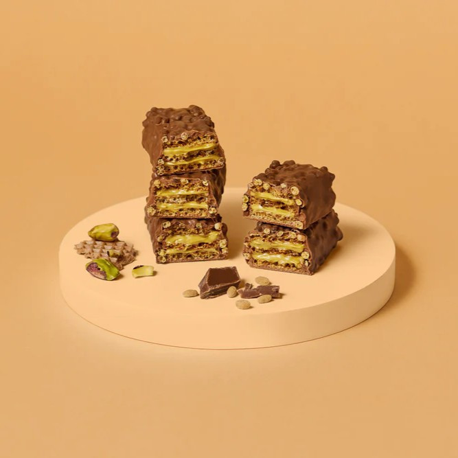 Maxi Nutrition Protein Waffle Pistachio 39g, 10g Protein, Low Sugar, No Artificial Colours or Flavours – Pack of 12 pcs