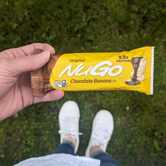 NuGo Original Banana Chocolate Protein Bar 50g, 13g Protein, Gluten Free, Real Milk Chocolate Snack, Pack of 15 pcs