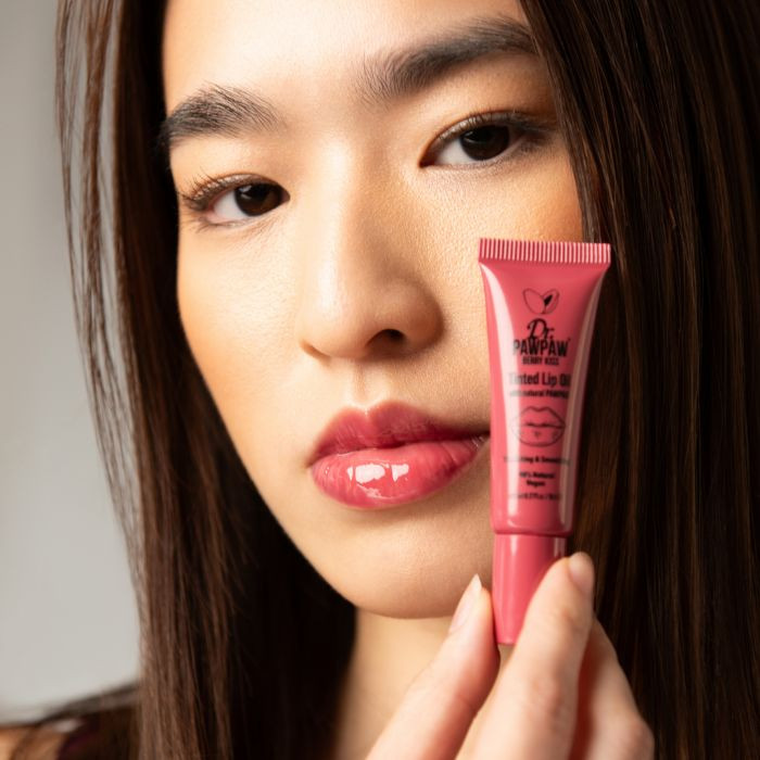 Dr. PawPaw Tinted Lip Oil Berry Kiss, Natural Glossy Lip Care with Buildable Tint, 8ml